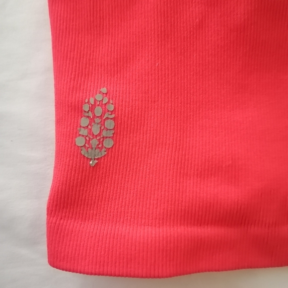 Free People Movement Strappy Back Cropped Tank Ribbed Neon Raspberry M/L (6-10) - Picture 7 of 15